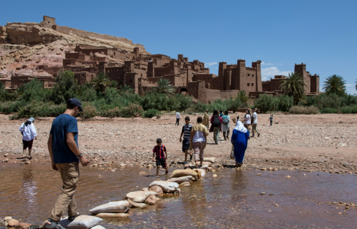 Tour de 3 Dias pelo Deserto de Fes a Marrakech – Excursão de 3 Dias pelo Deserto de Fes a Marrakech – Viagem de 3 Dias pelo Deserto de Fes a Marrakech – Passeio de 3 Dias no Deserto de Fes a Marrakech – Roteiro de 3 Dias pelo Deserto de Fes a Marrakech – Pacote de 3 Dias no Deserto de Fes a Marrakech – Circuito de 3 Dias pelo Deserto de Fes a Marrakech – Tour Deserto Marrocos 3 Dias Fes Marrakech – Excursão Deserto 3 Dias Fes Marrakech – Viagem ao Saara 3 Dias de Fes a Marrakech – Roteiro Deserto 3 Dias Fes Marrakech